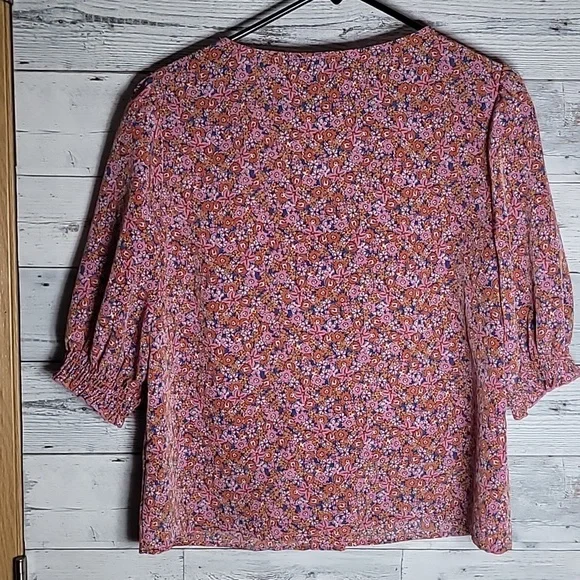 Sanctuary Floral Button Down Shirt Size Medium - Picture 3 of 8